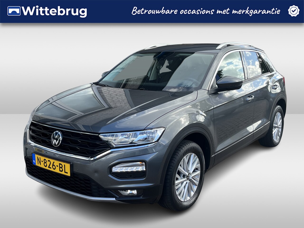 Volkswagen T-Roc - 1.0 TSI Style / TREKHAAK/ ADAPTIVE CRUISE/ PARKEER SENSOREN V+A/ NAVI/ CLIMA/ 16'' LMV - AutoWereld.nl