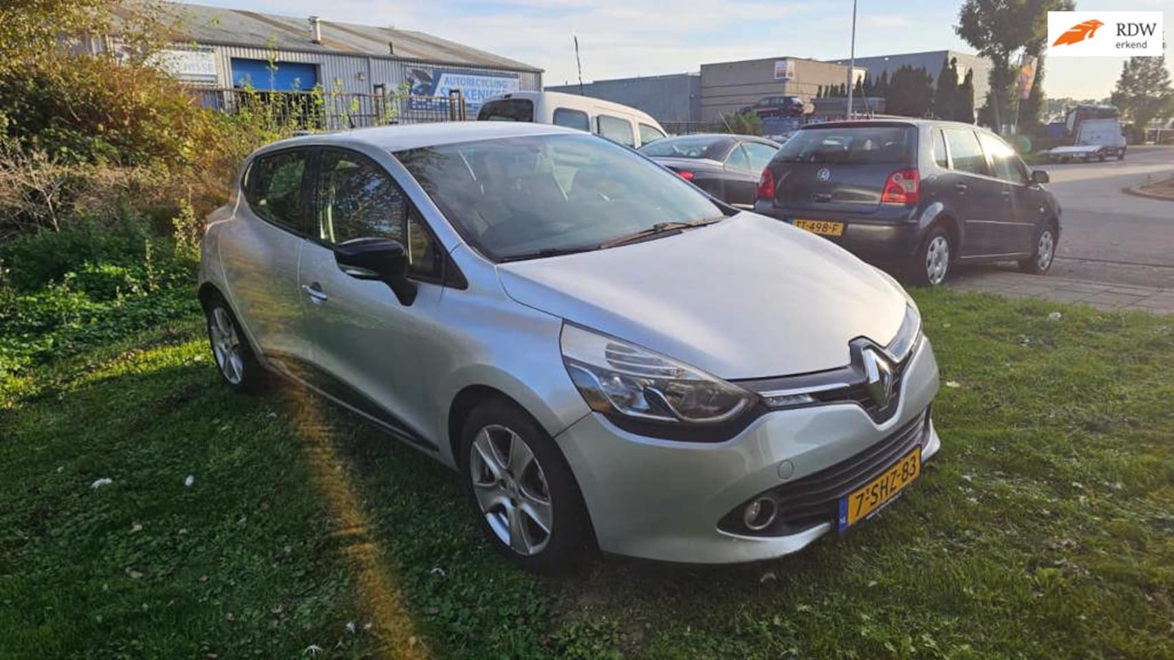 Renault Clio - 0.9 TCe Expression 0.9 TCe Expression - AutoWereld.nl