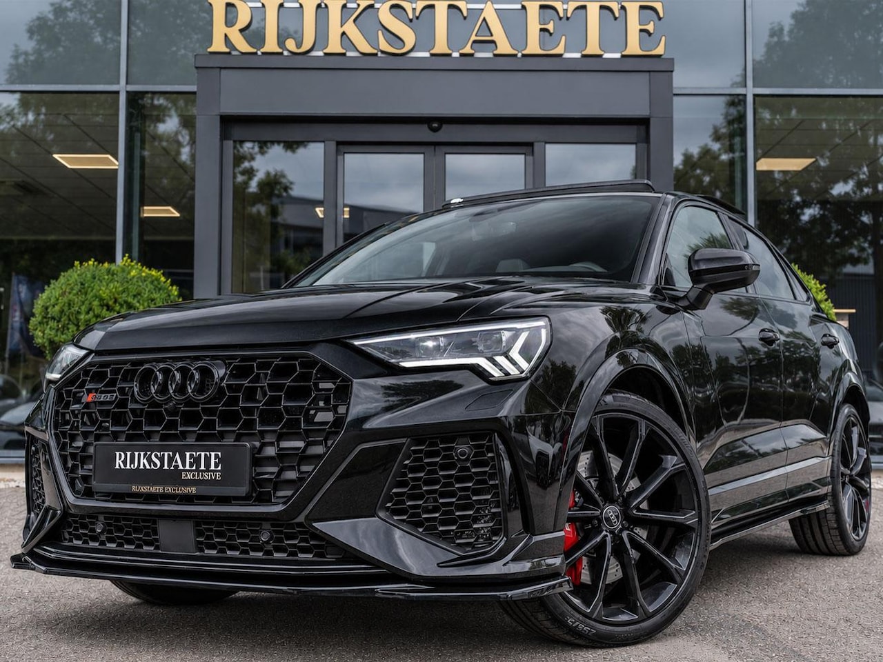 Audi RSQ3 Sportback - 2.5 TFSI Quattro|PANO|360°|SONOS|ACC|21' - AutoWereld.nl