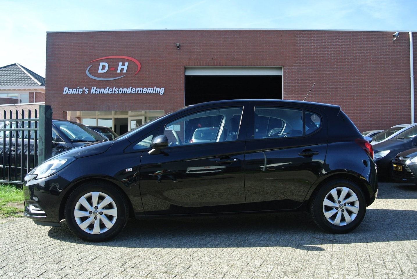 Opel Corsa - 1.2 airco apk 20-05-2027 inruil mogelijk - AutoWereld.nl
