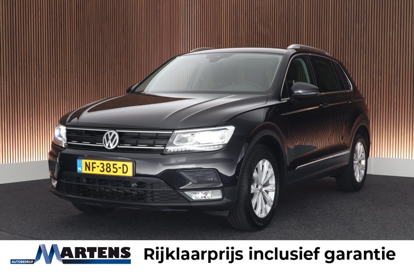 Volkswagen Tiguan - 1.4 TSI 125pk Connected Series Trekhaak Camera Navigatie - AutoWereld.nl