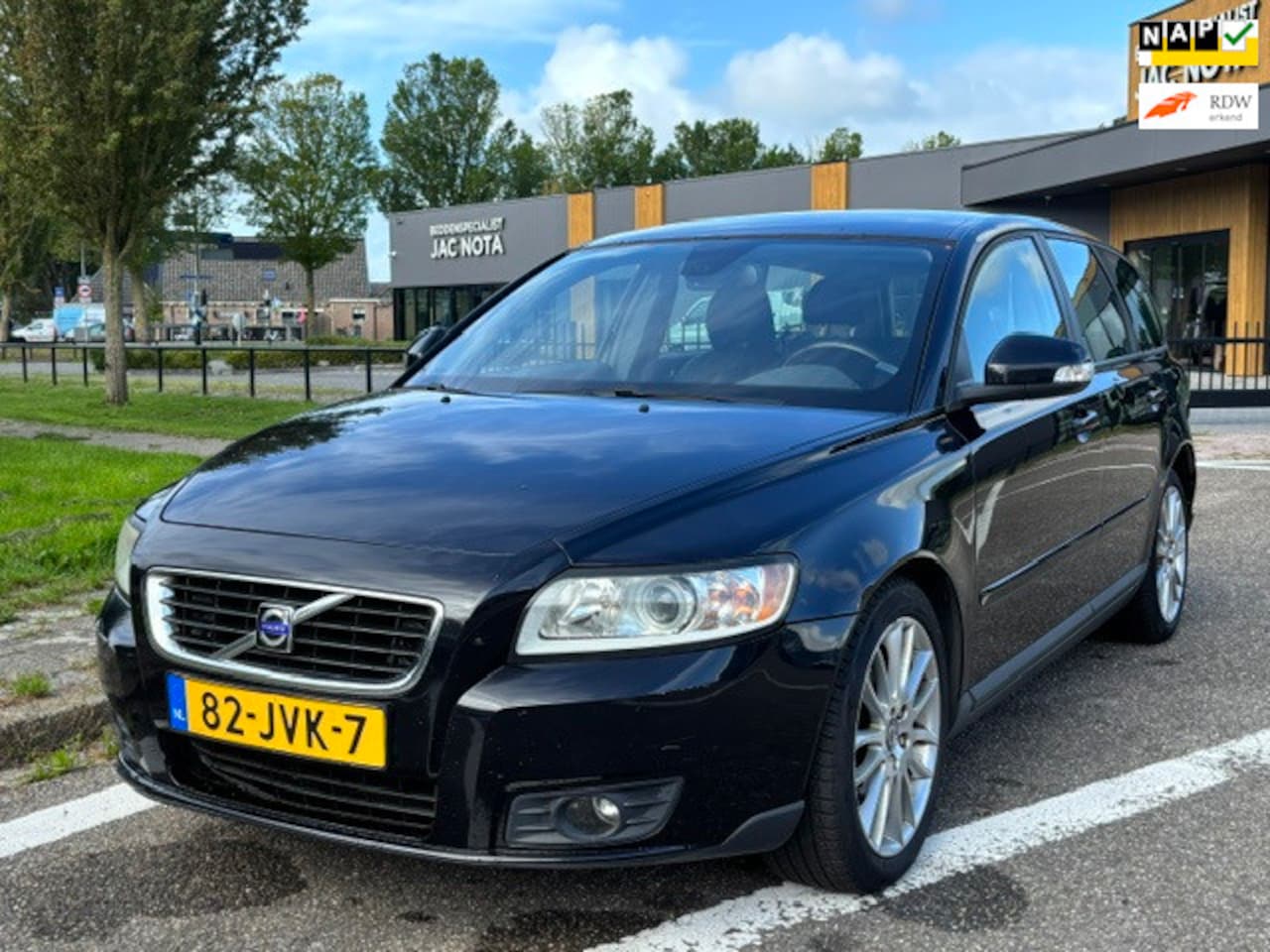 Volvo V50 - 1.8 Sport ECC Audio-CD Electric pakket LMV 17" EBD ABS Leder/Stof Cruisecontrol ESP TCS De - AutoWereld.nl
