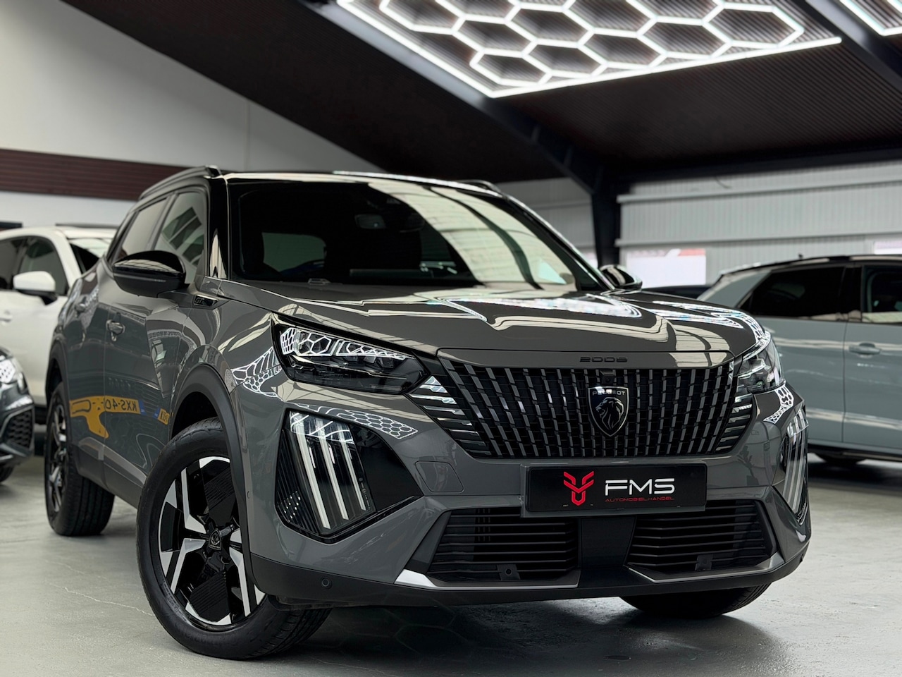 Peugeot 2008 - 1.2 PureTech 130 GT CarPlay Trekhaak Camera - AutoWereld.nl