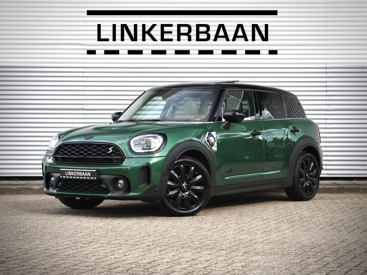 MINI Countryman - 2.0 Cooper SE ALL4 | SOH 92% | Uniek | Full Option | Pano | H&K - AutoWereld.nl