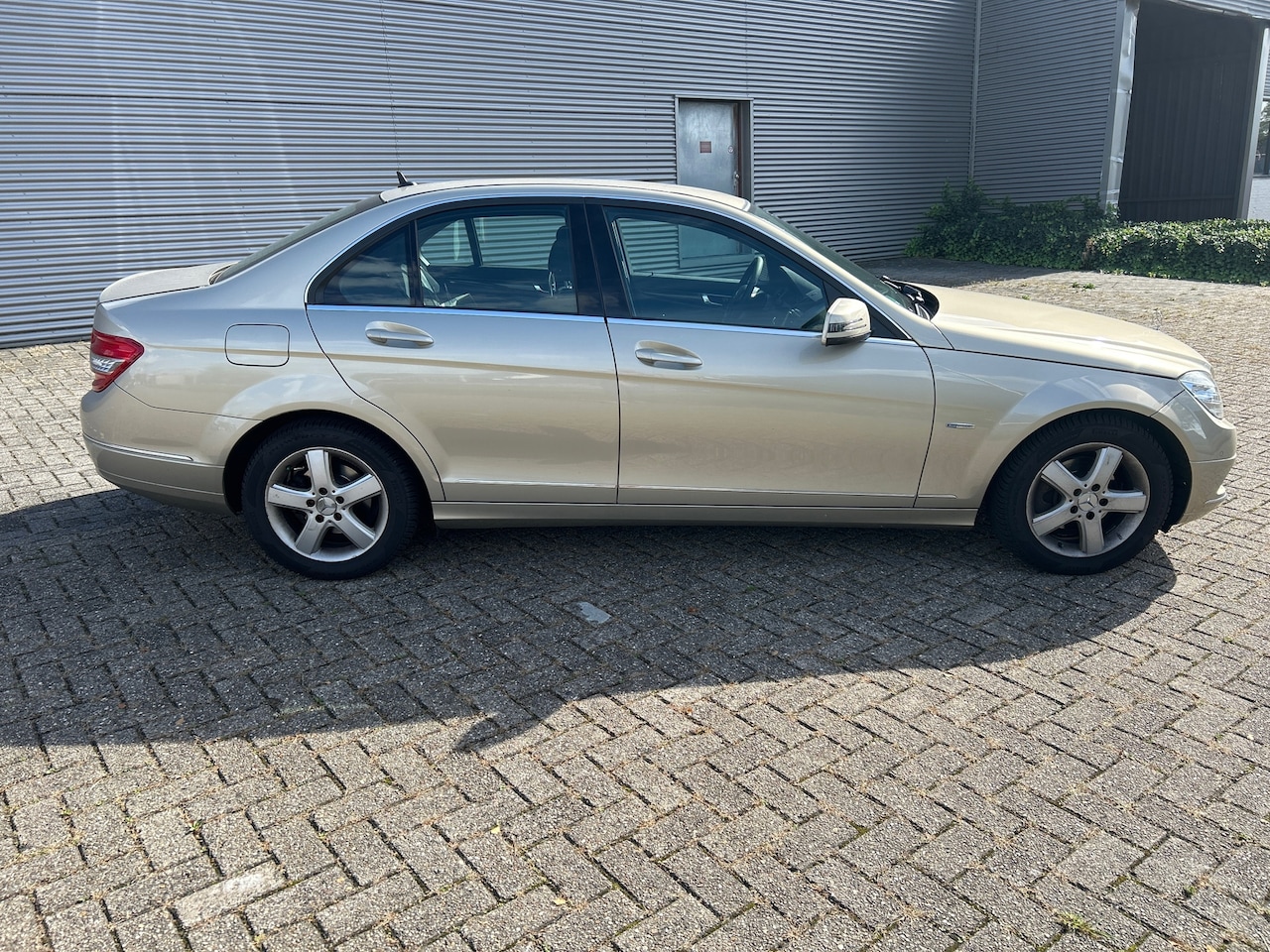 Mercedes-Benz C-klasse - 180 CGI BlueEFFICIENCY Elegance volledig gedocumenteerd onderhoud - AutoWereld.nl