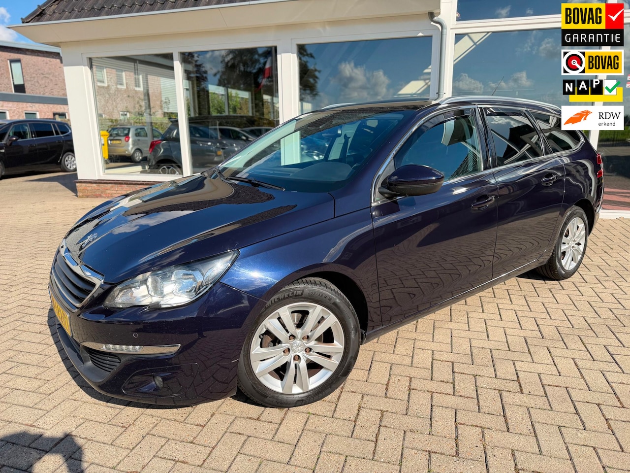 Peugeot 308 SW - 1.6 BlueHDI Blue Lease Executive Pack/ Pano/ Cruise/ Navi/ Led/ LM velgen - AutoWereld.nl