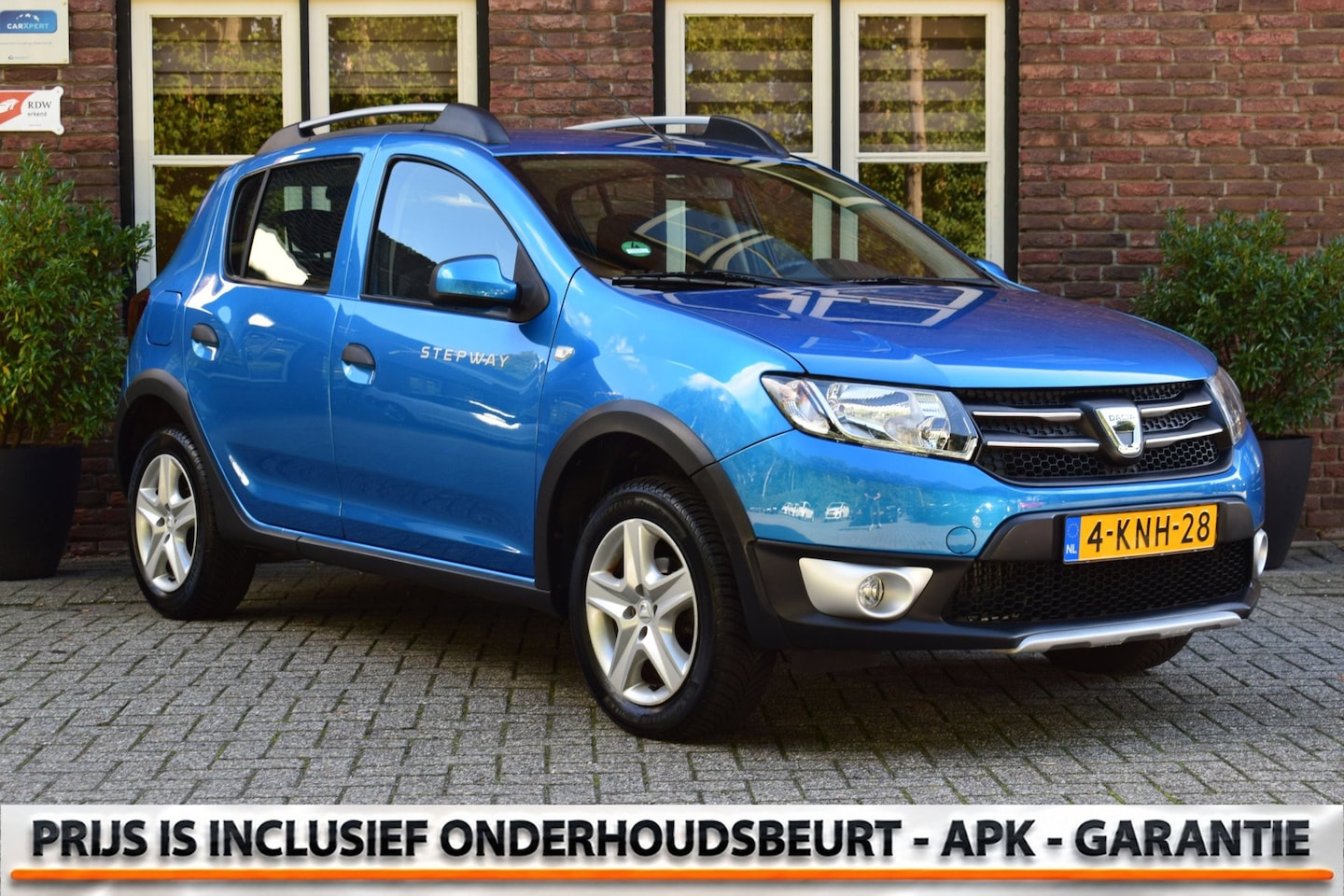 Dacia Sandero Stepway - 0.9 TCe Lauréate Trekhaak | Cruise control | Airconditioning - AutoWereld.nl
