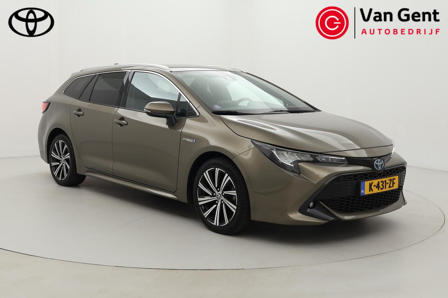 Toyota Corolla Touring Sports - 1.8 Hybrid Dynamic | Apple Carplay / Android Auto | Stoelverwarming | Keyless | Adaptive C - AutoWereld.nl