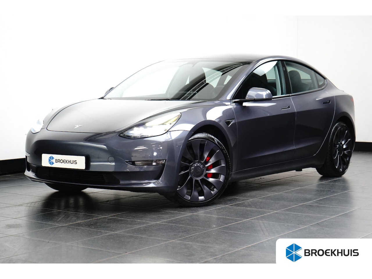 Tesla Model 3 - Performance 75KWH AWD | Pano | Stoel- Stuurverwarming | Elek. Stoelen | Achteruitrijcamera - AutoWereld.nl