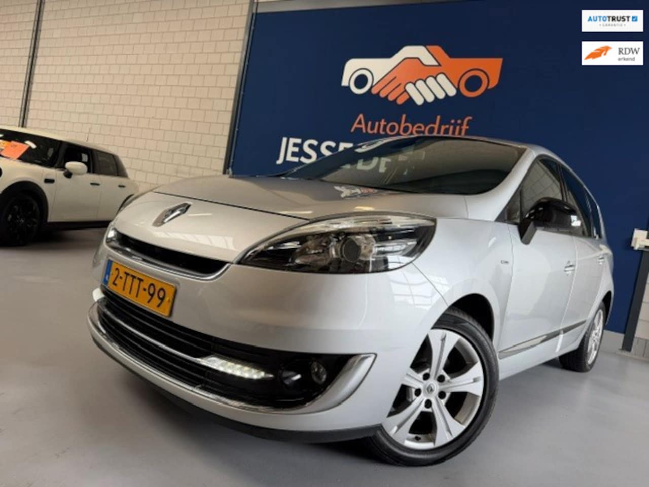 Renault Grand Scénic - 1.2 TCe Bose 1.2 TCe Bose,bj.2013,climate,half leder,navigatie,NAP met 187960 km.en APK tot 10/2027,tre - AutoWereld.nl