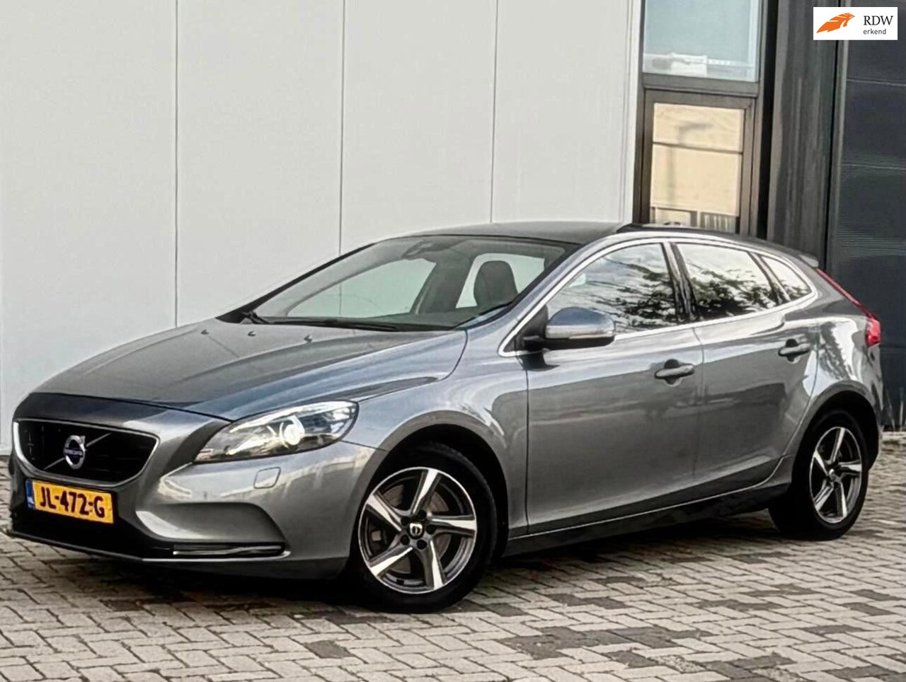 Volvo V40 - 2.0 D3 Summum 2.0 D3 Summum - AutoWereld.nl