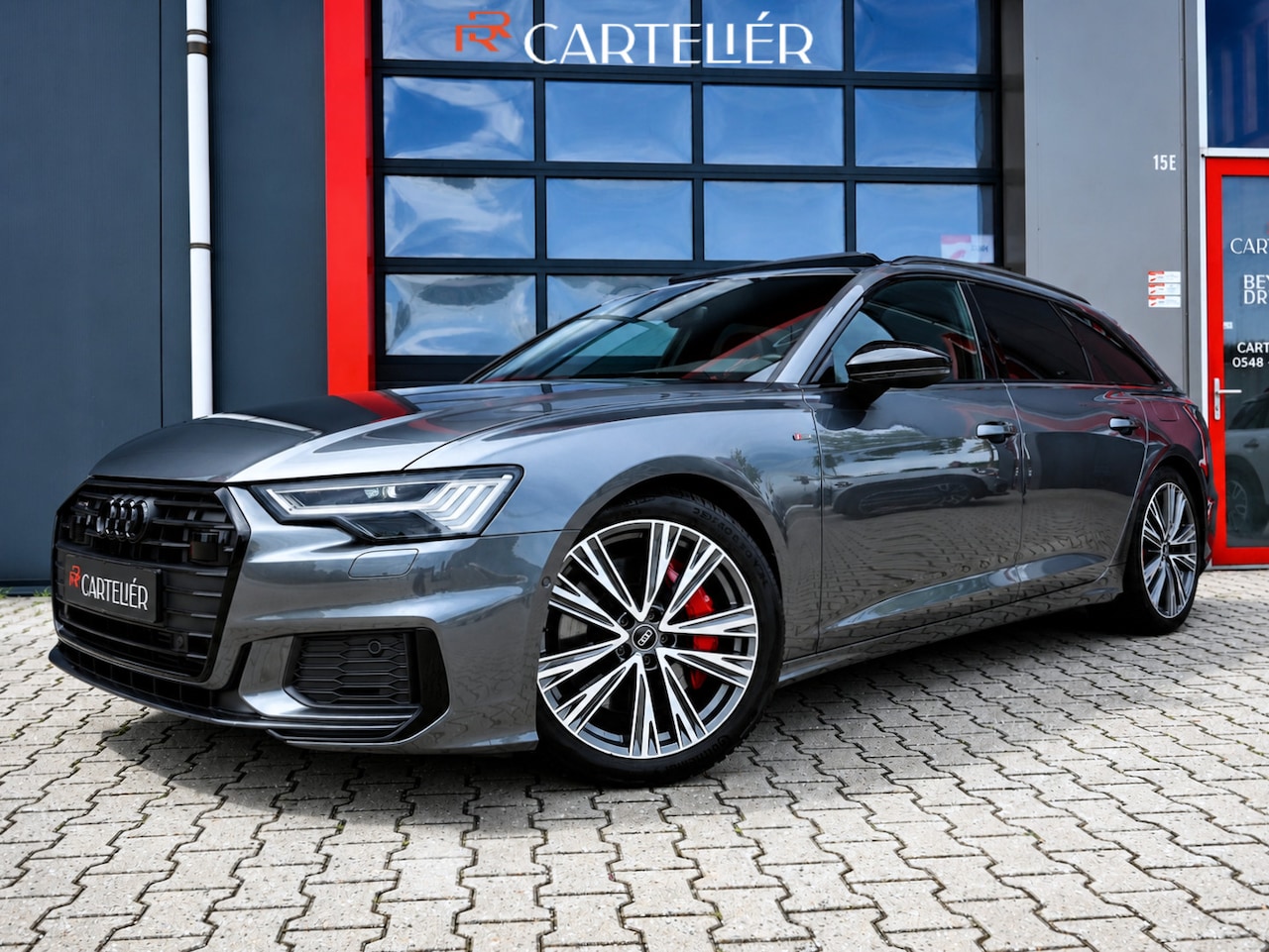 Audi A6 Avant - 55 TFSI e Quattro S-Line Competition | Pano | Trekhaak| Keyless | Stoel & Stuurwielverwarm - AutoWereld.nl