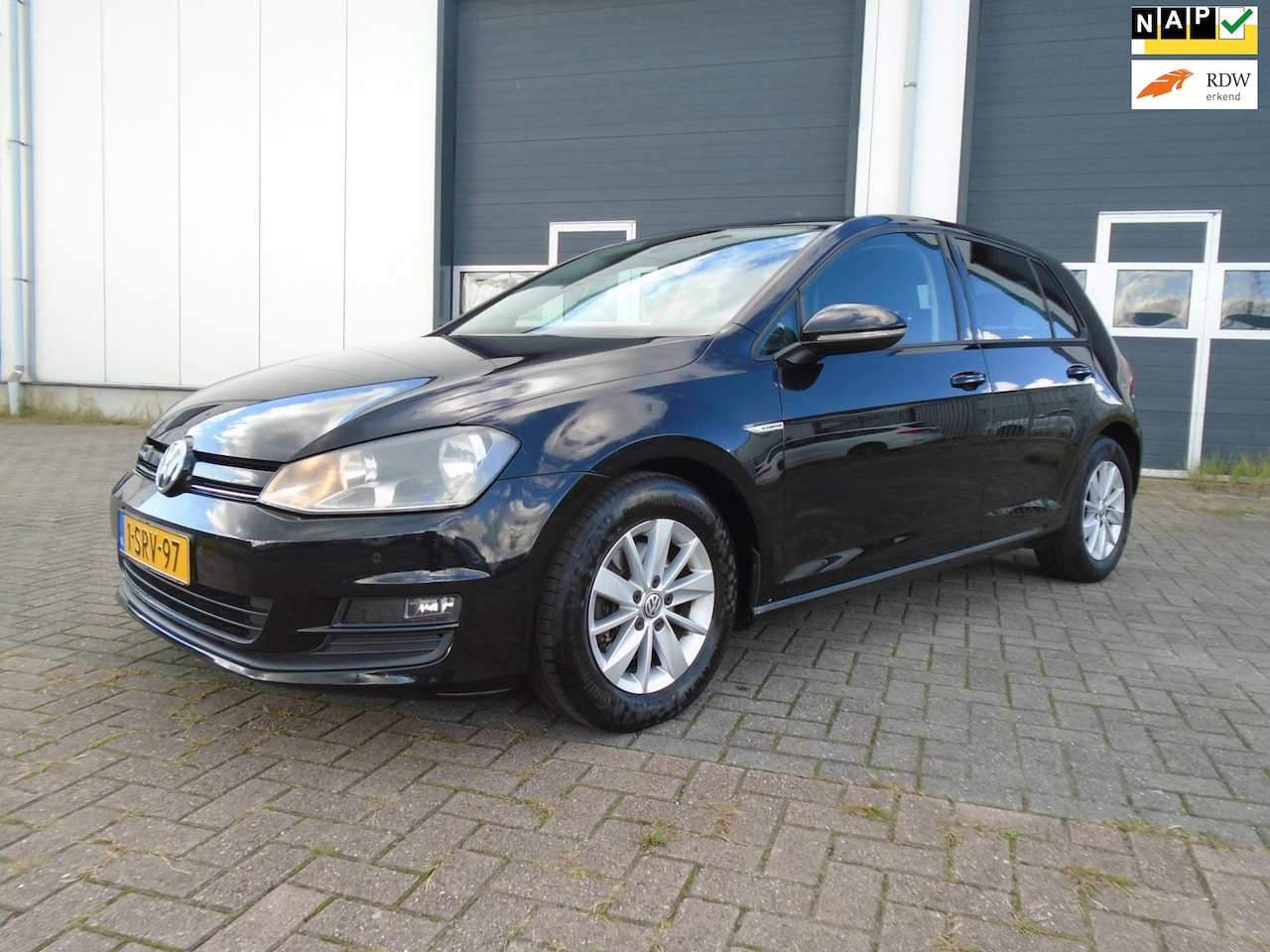 Volkswagen Golf - 1.6 TDI Comfortline BlueMotion navi clima nette golf!! - AutoWereld.nl