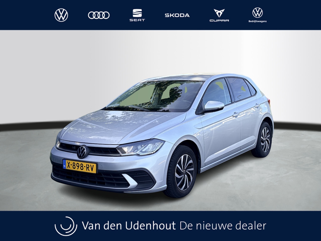 Volkswagen Polo - 1.0 TSI Life Business / Navigatie / Achteruitrijcamera - AutoWereld.nl