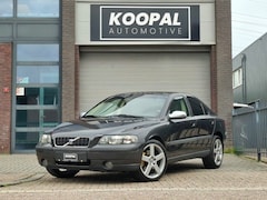 Volvo S60 - 2.4 Edition | Trekhaak | R-velgen | Brembo