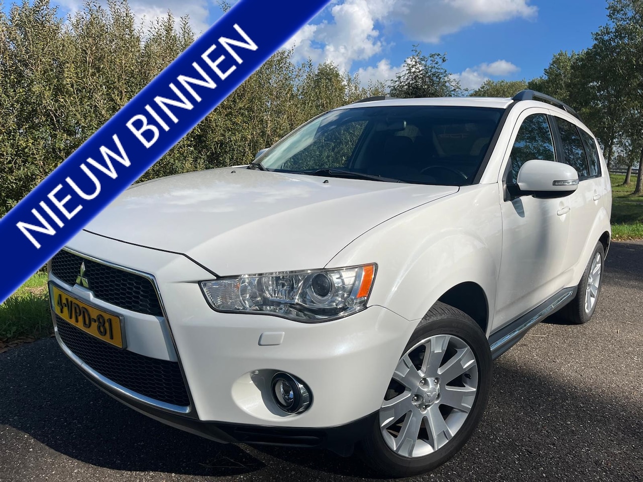 Mitsubishi Outlander - 2.2 DI-D InStyle TC-SST | Grijs kenteken - AutoWereld.nl