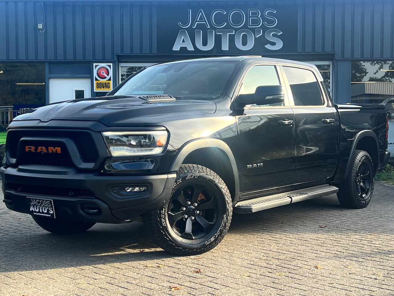 Dodge Ram Pick Up - Crewcab panorama - AutoWereld.nl
