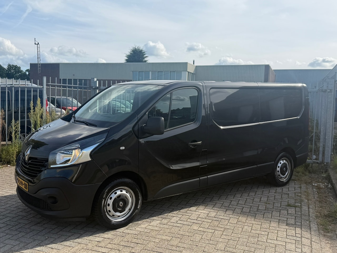 Renault Trafic - 1.6 dCi T29 L2H1 Comfort Energy 1+2ZITS NL BUS 125PK! Cruise l Trekhaak l PDC l Airco l DE - AutoWereld.nl