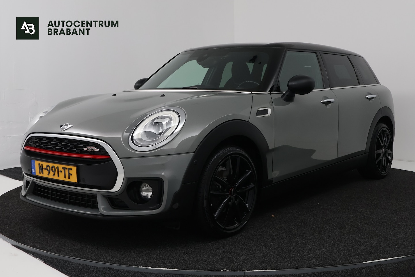 MINI Clubman - 1.5 One Chili (STOELVERWARMING, CAMERA, DEALER ONDERHOUDEN) - AutoWereld.nl