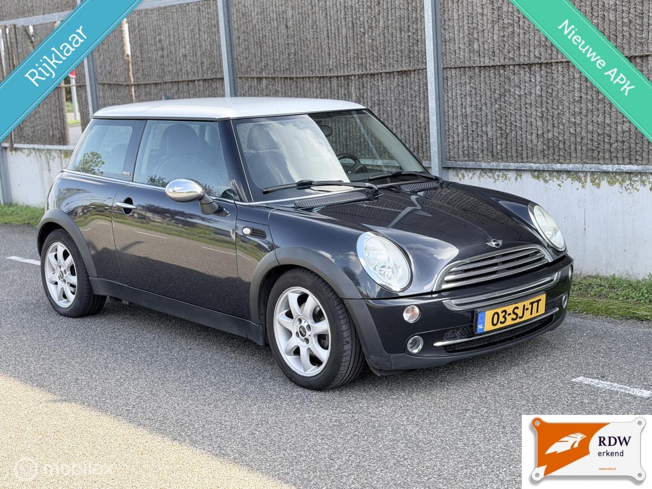 MINI 3-Deurs - 1.6 Cooper Park Lane NAP/NWE APK/AIRCO/GOEDE BANDEN - AutoWereld.nl