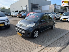 Peugeot 107 - 1.0-12V Millesim 200, Airco, NAP, 5 Deurs, 2de eigenaar, NL auto, Radio/CD, Mooie auto