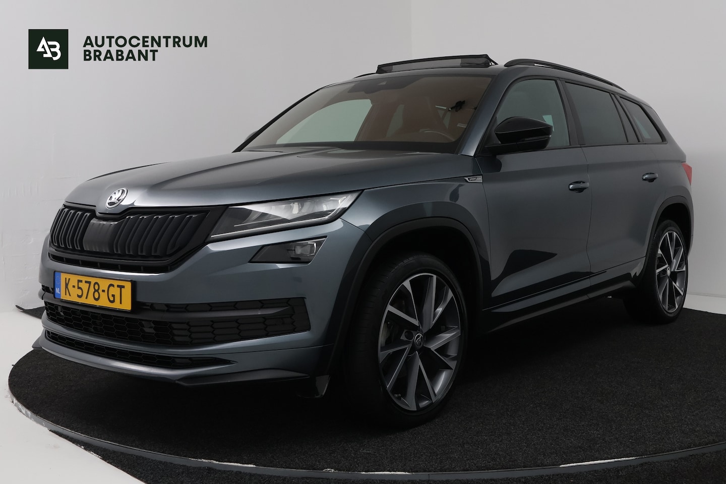 Skoda Kodiaq - 1.5 TSI Sportline Business (PANORAMADAK, DIGITALE COCKPIT, STOEL/STUUR VERWARMING, ELEKTR - AutoWereld.nl