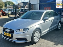 Audi A3 Limousine - 1.4 TFSI CoD Attraction Pro Line / CRUISE CONTROL / NAVIGATIE / TREKHAAK / NAP
