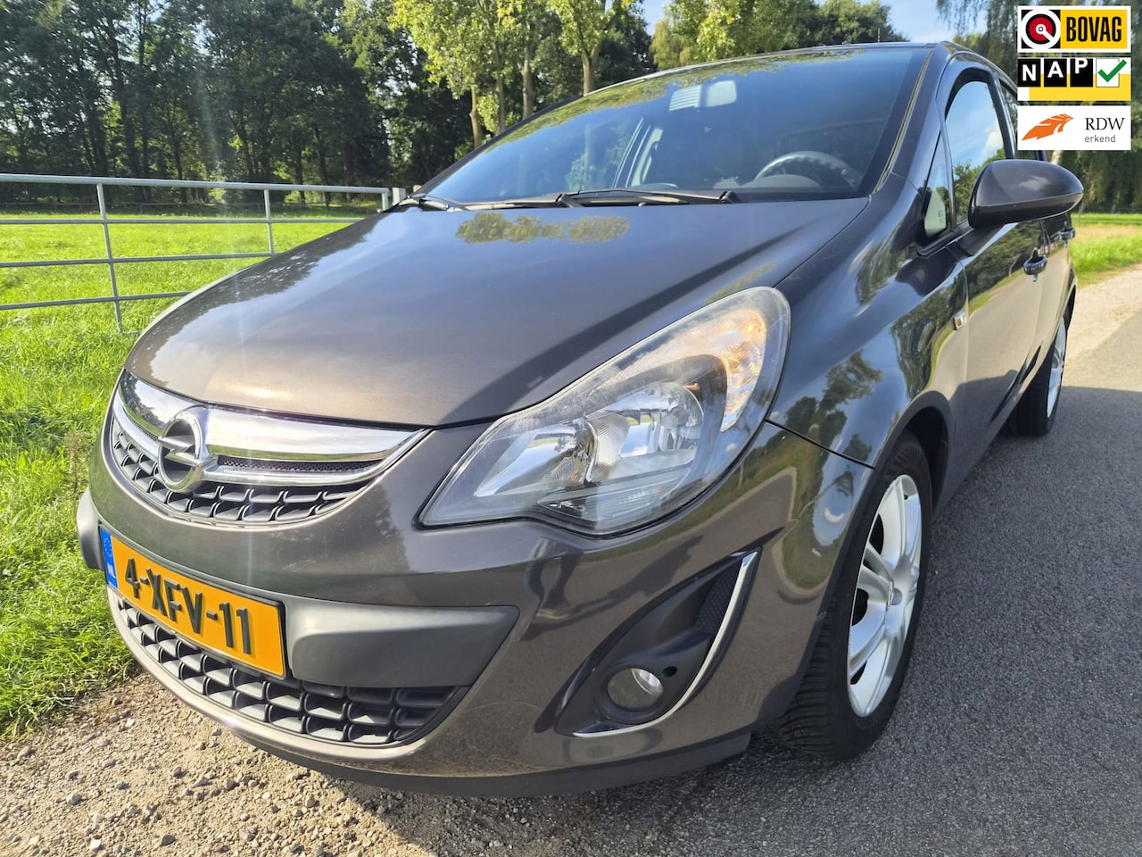 Opel Corsa - 1.4-16V BlitZ top ond. 1ste eigenaar - AutoWereld.nl