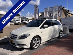 Mercedes-Benz B-klasse - 180 Aut. Ambition Leder Pdc Panorama schuif Stoelverw. Vol Opties