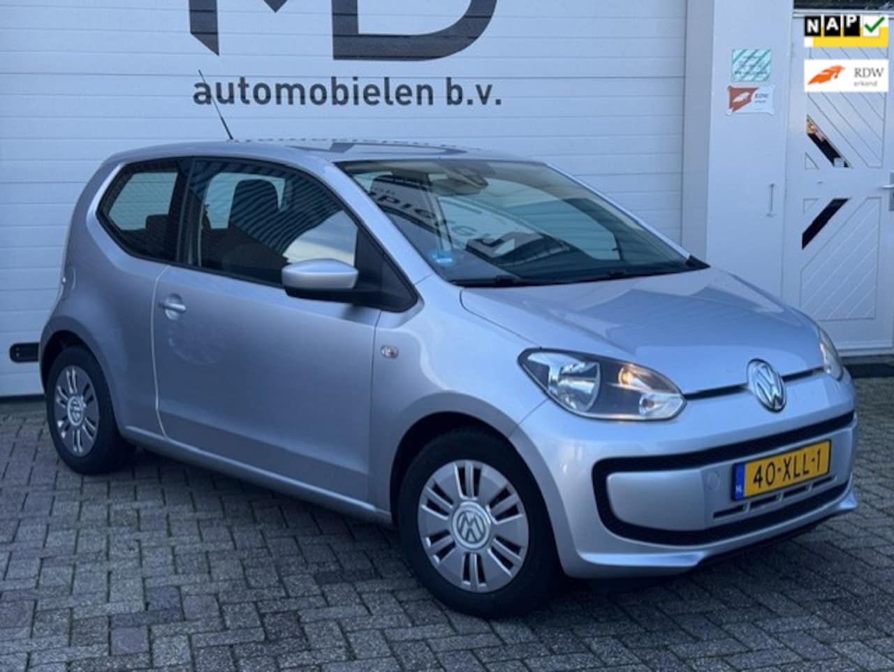 Volkswagen Up! - 1.0 move up! BlueMotion -Airco-Navigatie-NAP - AutoWereld.nl