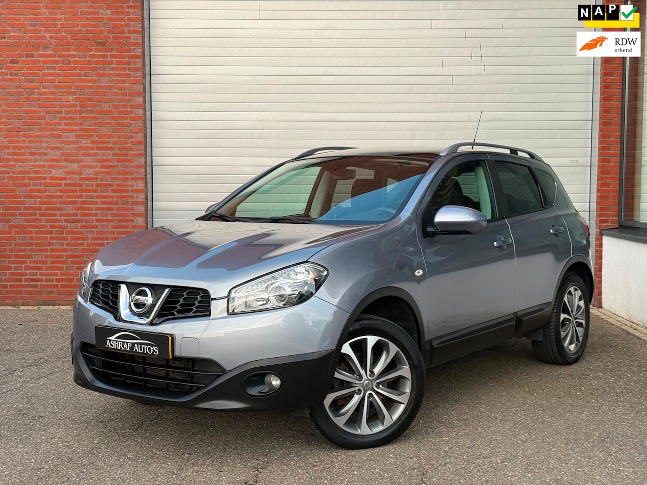 Nissan Qashqai - 2.0 Connect Edition| AUTOMAAT| TREKHAAK| NAVI| PANO - AutoWereld.nl