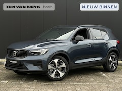 Volvo XC40 - 2.0 B4 Plus Dark / Stuur- Stoelverwarming / Trekhaak / Harman Kardon / All-Season banden /