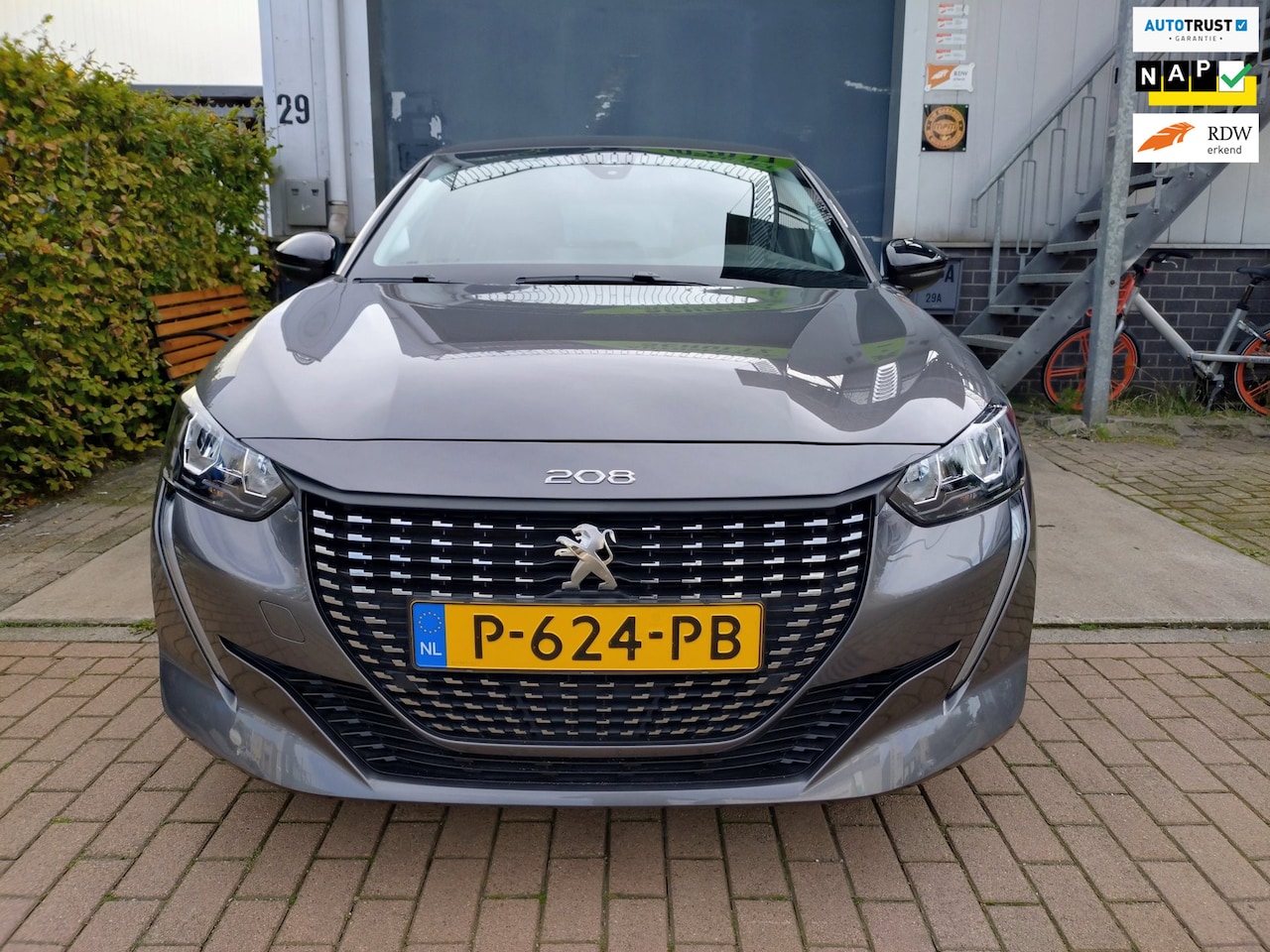 Peugeot 208 - 1.2 PureTech Active Pack 1.2 PureTech Active Pack - AutoWereld.nl