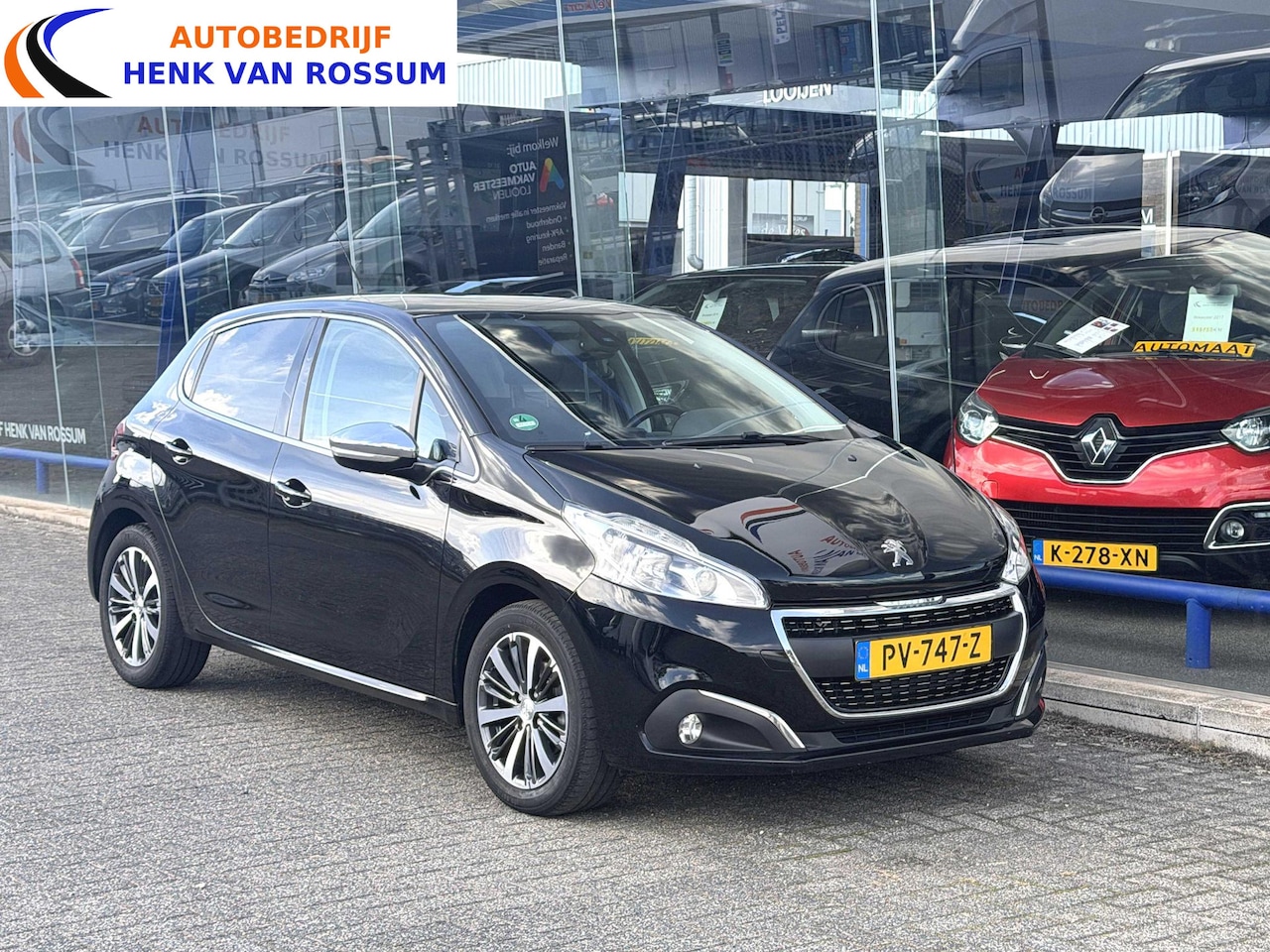 Peugeot 208 - 1.2 PureTech Allure Nieuwe distributieriem bij aflevering | Carplay | Navi | NAP. - AutoWereld.nl