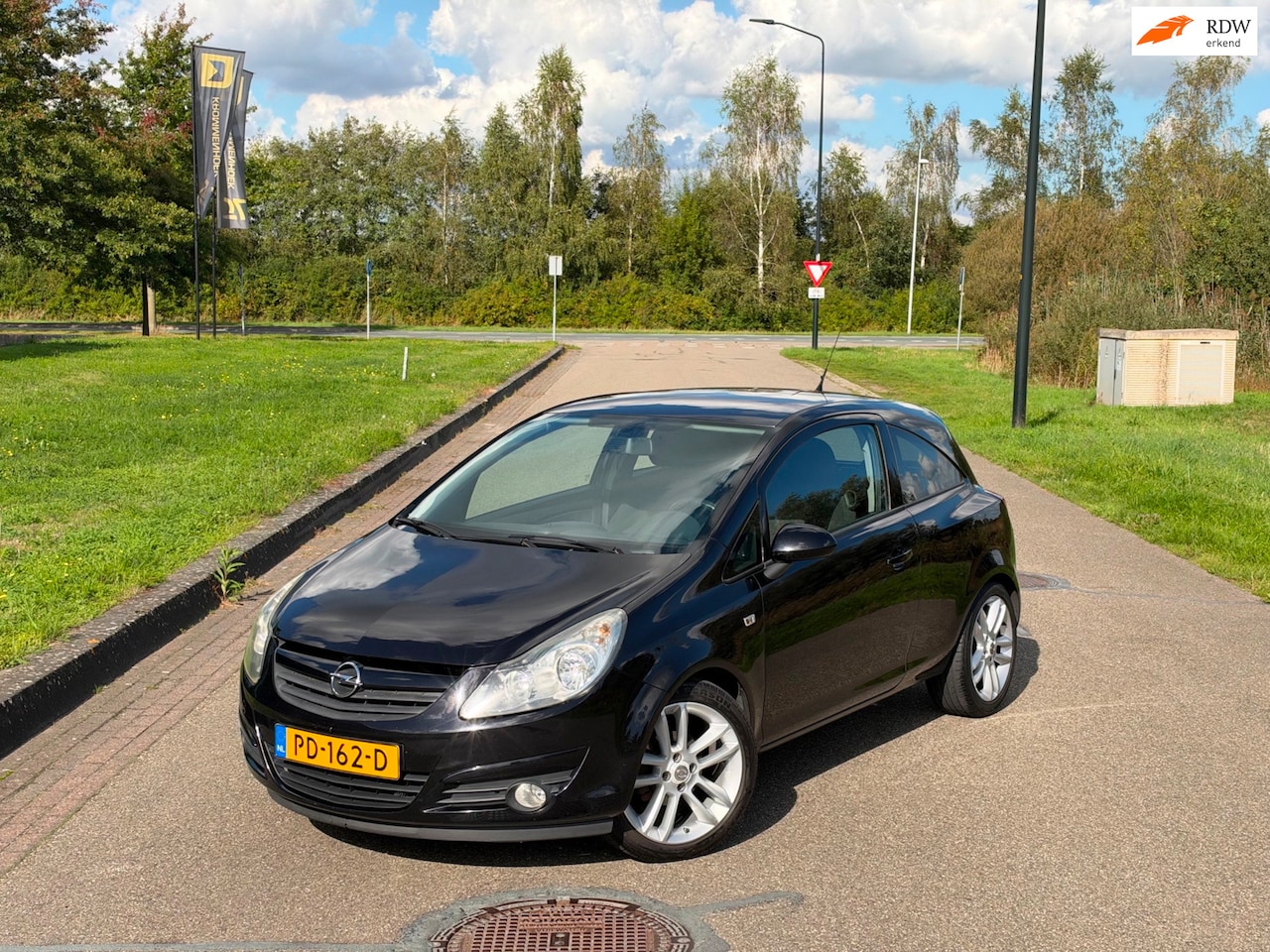 Opel Corsa - 1.4-16V Airco, LM 17 inch, APK - AutoWereld.nl