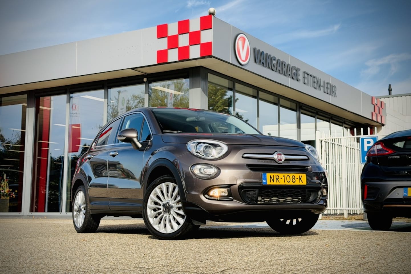 Fiat 500 X - 1.4 T M-Air Lounge | CLIMA | CRUISE | TREKHAAK | PARKEERSENSOREN - AutoWereld.nl
