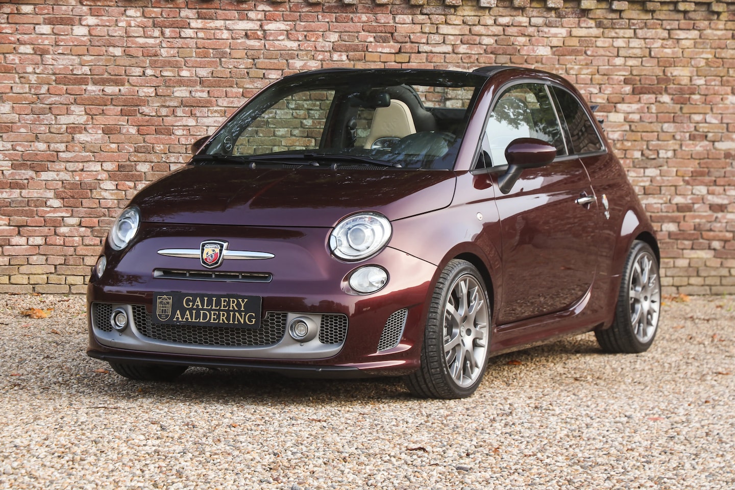 Abarth 695 - Fiat Edizione Maserati "№333/499" The limited edition with Maserati DNA,When you think you - AutoWereld.nl