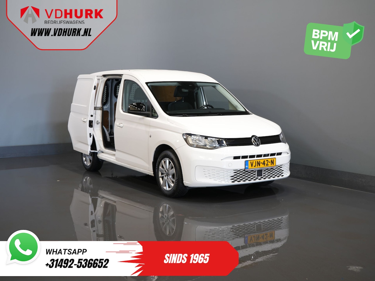 Volkswagen Caddy Cargo - 2.0 TDI Dealer Onderhouden/ Carplay/ Navi/ Cruise/ DAB/ 16”LMV/ PDC/ Trekhaak/ Airco - AutoWereld.nl