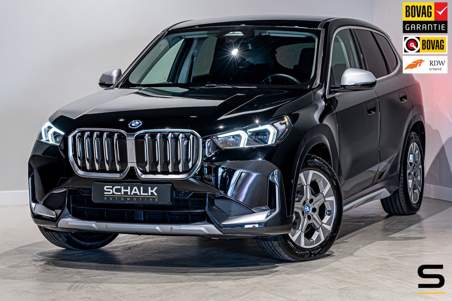 BMW iX1 - XDrive30 Launch Edition 67 kWh|Camera|CarPlay|BTW|1e - AutoWereld.nl