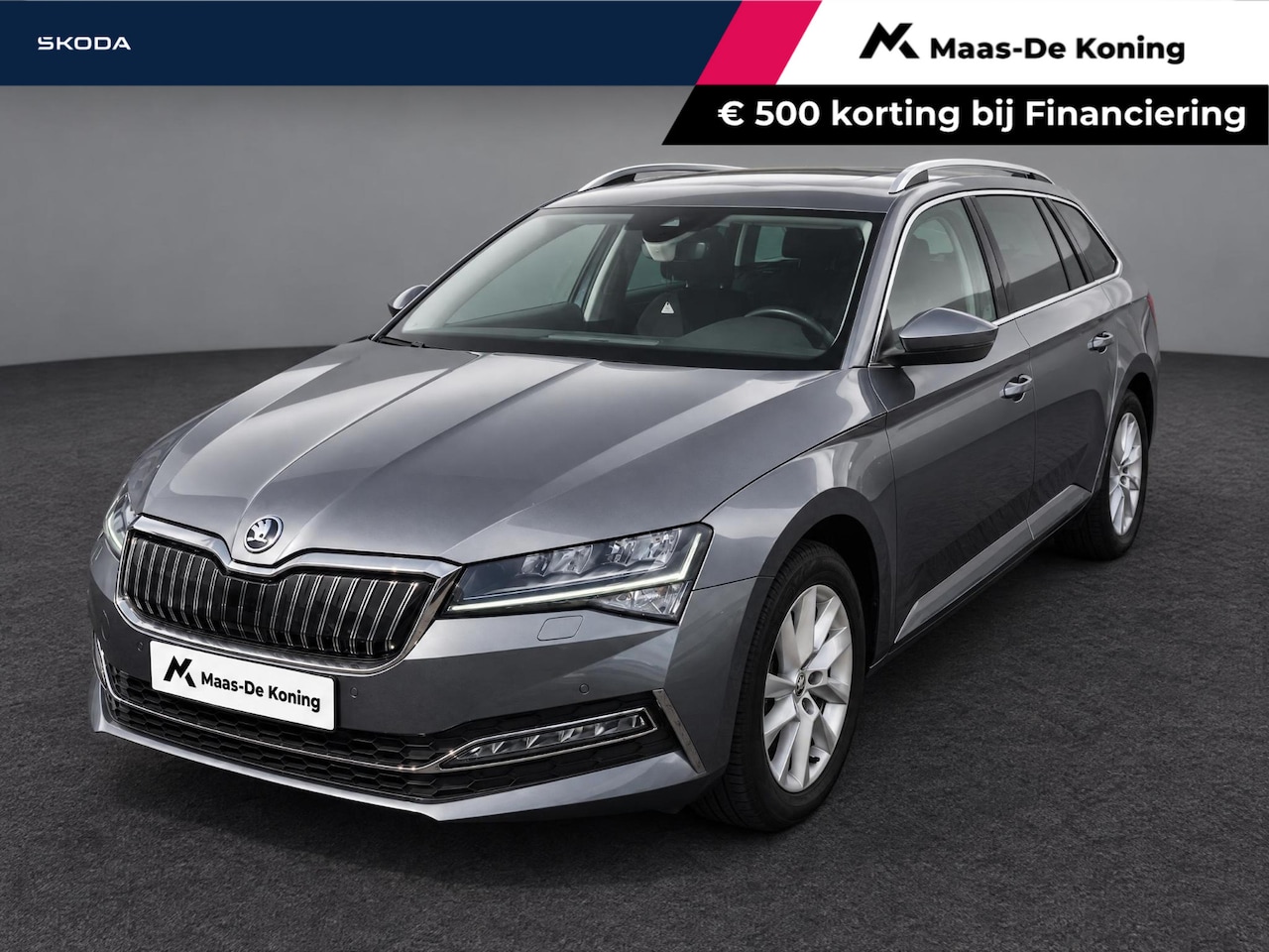 Skoda Superb Combi - 1.4 TSI iV 218pk DSG Business Edition Plus · Camera · Inklap. Trekhaak · Stoelverwarming · - AutoWereld.nl