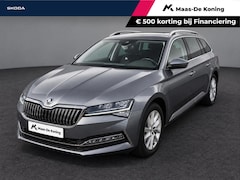 Skoda Superb Combi - 1.4 TSI iV 218pk DSG Business Edition Plus · Camera · Inklap. Trekhaak · Stoelverwarming ·