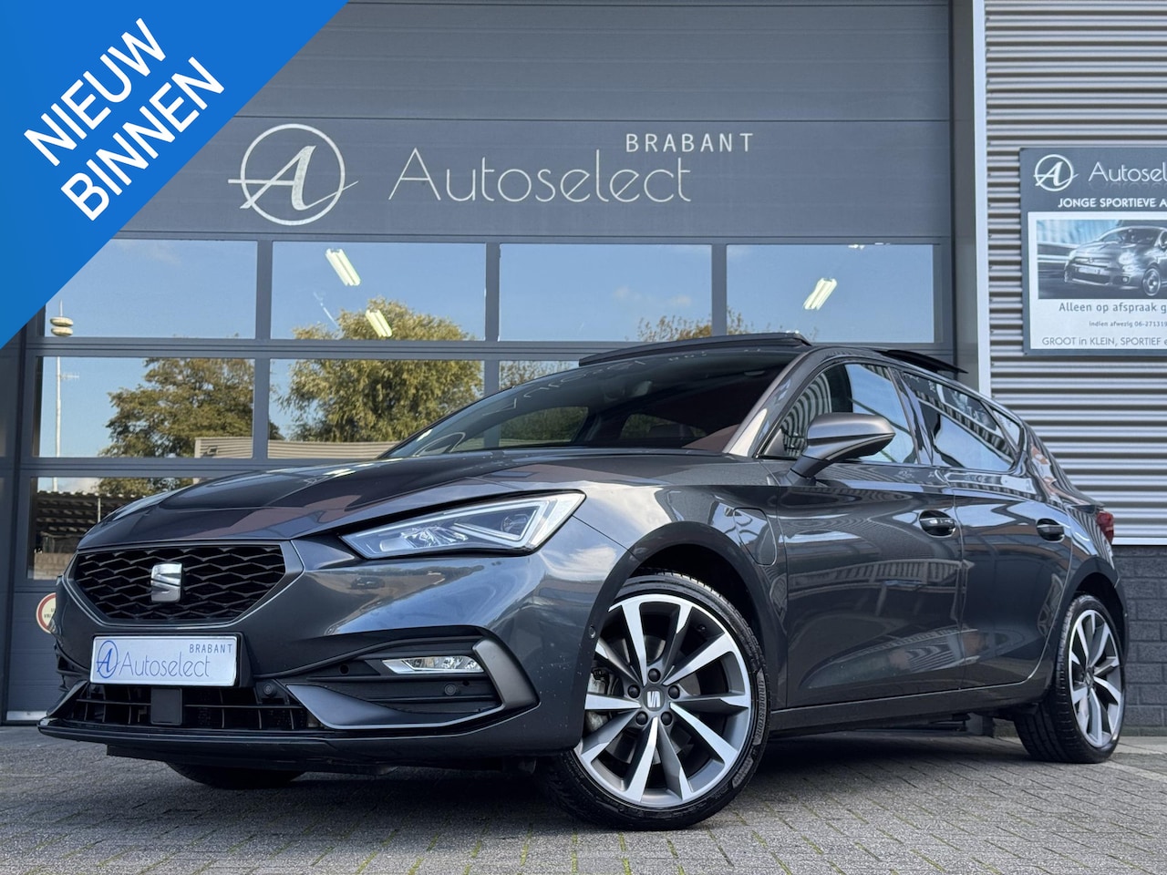 SEAT Leon - 1.4 TSI eHybrid PHEV FR Pano | Carplay | Eerste eigenaar - AutoWereld.nl