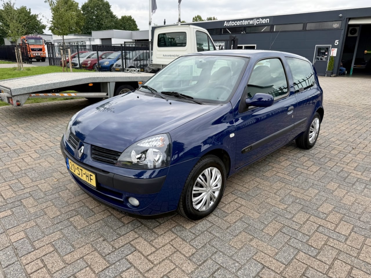 Renault Clio - 1.2-16V Campus 1.2-16V Campus - AutoWereld.nl
