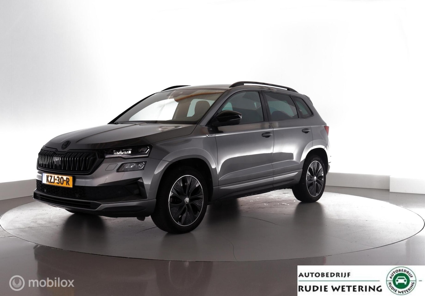 Skoda Karoq - 1.5 TSI ACT 150PK Sportline Business automaat|led|cam|stoelverw.|acc|lmv18 - AutoWereld.nl