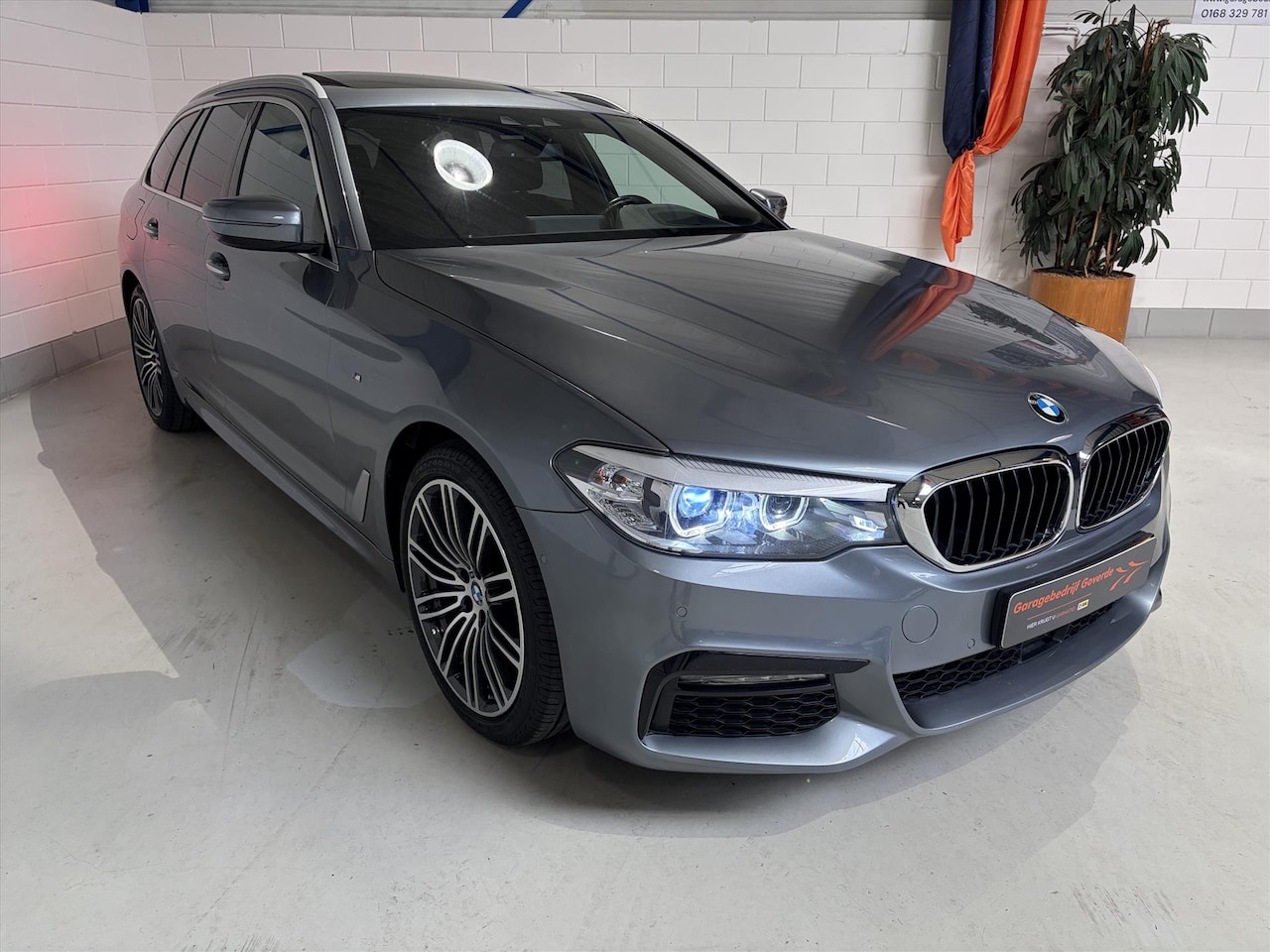 BMW 5-serie Touring - (g31) 530i 252pk AUT8 ACC, M-Pack, Pano, Trekhaak - AutoWereld.nl