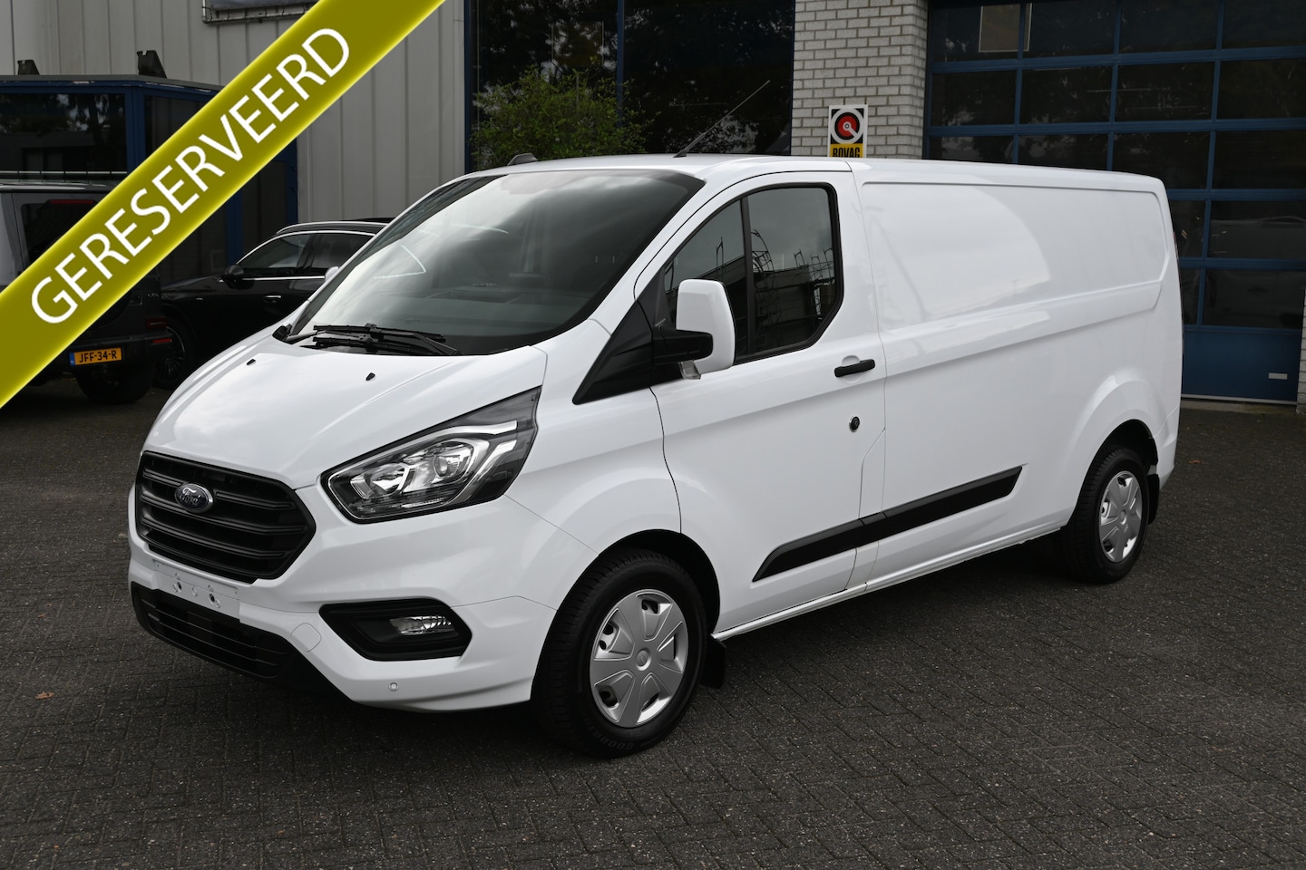 Ford Transit Custom - L2 Trend 340L 2.0 TDCI 130 pk Camera, Trekhaak 2800 kg - AutoWereld.nl