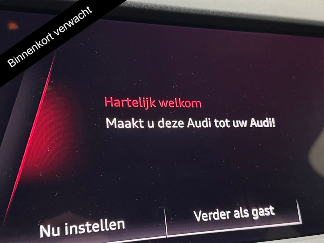 Audi Q4 e-tron - 40 S-Line In & Extrieur | Wegklapbare Trekhaak | Sportstoelen | Headup | 20" | MMI Pro | Z - AutoWereld.nl