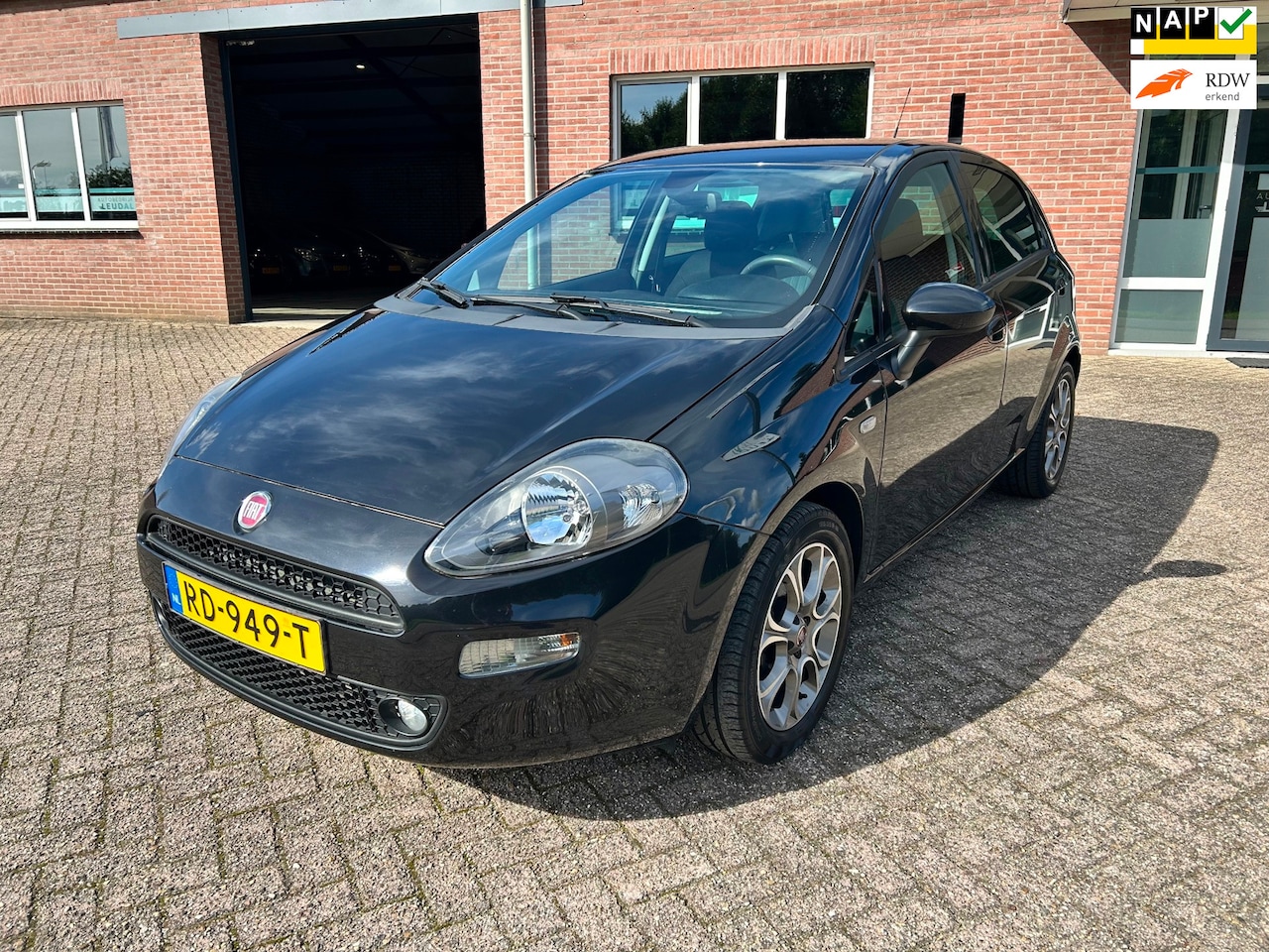 Fiat Punto Evo - 0.9 TwinAir Sempre // Nieuwe APK // Airco - AutoWereld.nl