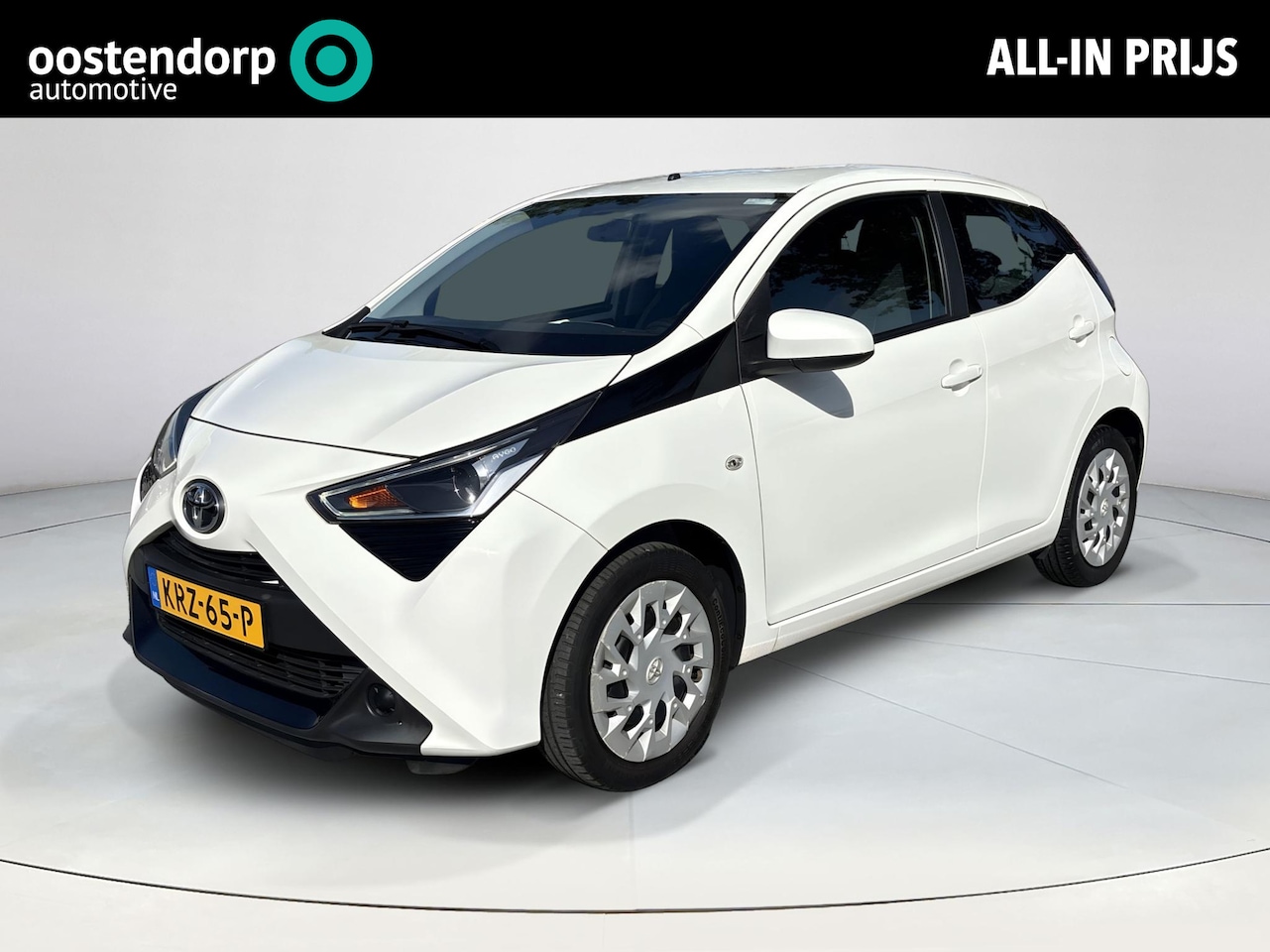 Toyota Aygo - 1.0 VVT-i x-play **AUTOMAAT/ APPLE CARPLAY/ PARKEERCAMERA** - AutoWereld.nl