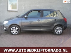 Skoda Fabia - 1.2 TSI AIRCO NAVI AIRCO TREKHAAK BJ2011